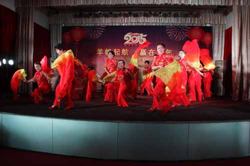 10 舞蹈《紅紅的日子》 門診部   二等獎.JPG