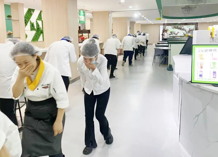 1699623639127549.jpg 640 (2).jpg